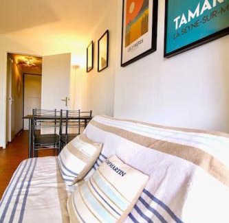 Tamaris Apartment | Discover Family-Friendly Comfort at L’alyzarine Hotel