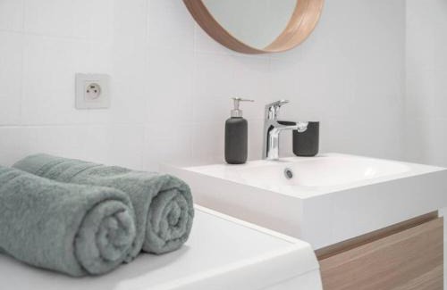 Blatin Apartment | Explore L'Amadéo: Central Location with Parking Options