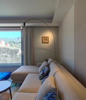 Cassis Apartment | Oceanfront Retreat: L'Âme Bleue, Rated 9.7 by Guests