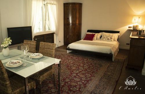 Giarre Apartment | Elegant Stay at L'AmElie with Hot Tub & Child-Friendly Amenities