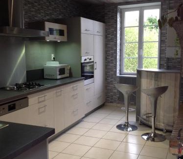 Pierrefitte-en-Cinglais House | Experience L' Ancien Pressoir 2: Family & Pet-Friendly Retreat