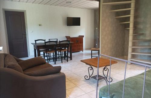Pierrefitte-en-Cinglais House | Experience L' Ancien Pressoir 2: Family & Pet-Friendly Retreat