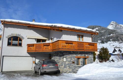 Termignon Apartment | Discover L'Ancolie: Family-Friendly Apartment in Val Cenis