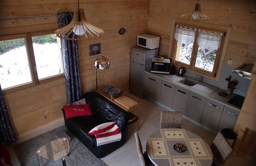 Faverges-Seythenex Ski Chalet | Unforgettable Stay at L'ANCOLIE Chalet by the Mountains