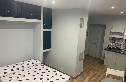 Campagnano di Roma Bed & Breakfast | Pet-Friendly Retreat at L’ Angoletto with a Hot Tub