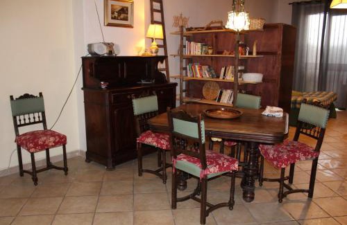 Trecastagni Apartment | Discover L'Angoletto: Pet & Child Friendly Retreat