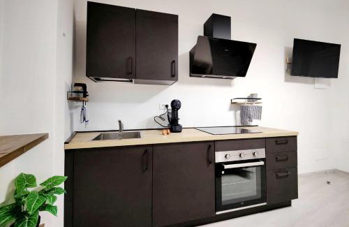 Grumello Del Piano Apartment | Pet-Friendly Getaway at L'angolo del Giramondo, 8.8 Star Rating