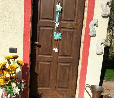Vernato House | Discover L'angolo di Erika: Pet-Friendly with Breakfast