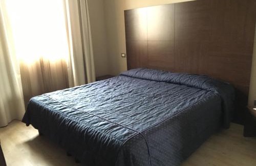 Carisio Hotel | Pet-Friendly Stay at L'Angolo with Pool and Dining Options