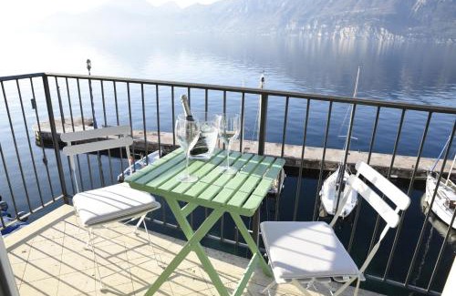Brenzone sul Garda Apartment | Oceanfront Retreat at l'angolo sul porto - 4-Star Stay