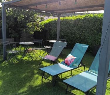 Saint-Martin-de-Valgalgues Apartment | Family-Friendly Stay at L'Annexe with Pool Access