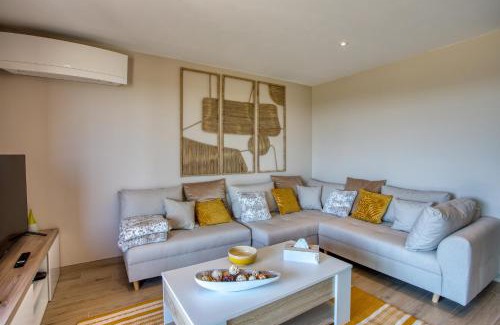 Eymet House | Unforgettable Oceanfront Stay at L'Annexe Coté Castagne