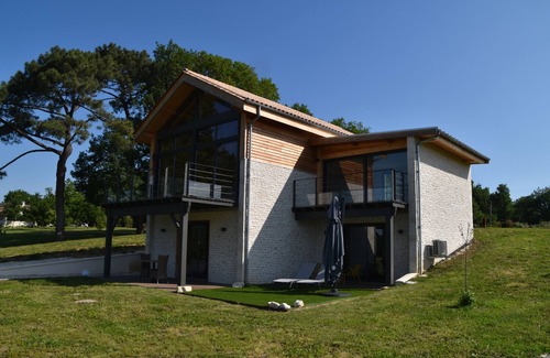 Eymet Apartment | L'Annexe Coté Castagne du Domaine des Hauts de Rouquette