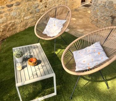 Pont-Saint-Esprit House | Discover L'annexe de L' Bergerie - Perfect Getaway in Ardèche