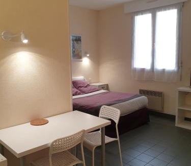 Pontivy Apartment | Discover L'ANNEXE: A Well-Rated Hotel Experience