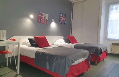 Pontivy Apartment | Discover L'ANNEXE: A Well-Rated Hotel Experience