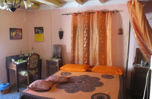 Iglesias Historic Centre Bed & Breakfast | Beautiful L'Antica Locanda with Pool & Ocean View