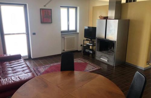 Bergamo Apartment | Discover L'Antico Noce - Bergamo: Family-Friendly Retreat