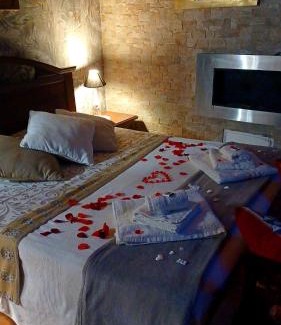 Nunziata House | Unforgettable Oceanfront Stay at L'antico vicolo