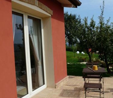 Gallignano House | Oceanfront Retreat: L'Antigo Granaro - 4 Star Rated Gem