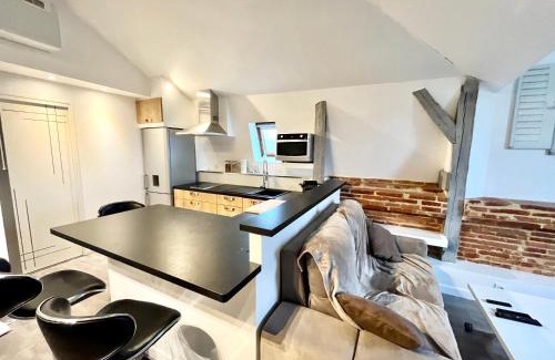Belberaud Apartment | Relaxing Getaway at L'Antre vue with Jacuzzi Experience