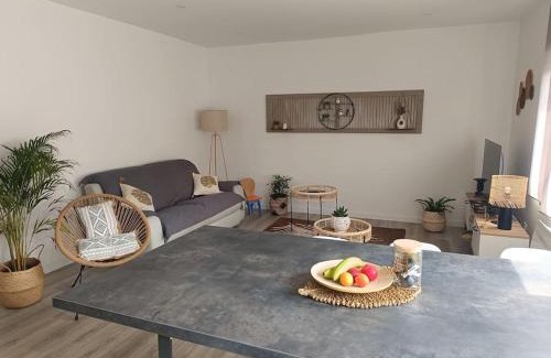 Rethel Apartment | Ideal Family Stay at L'appart' Centre Ville - 10/10 Rated