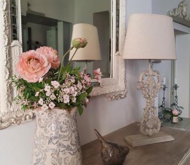 Sarlat-la-Caneda Historic Center Apartment | Top-Rated L'appart d'à coté: Family-Friendly Getaway