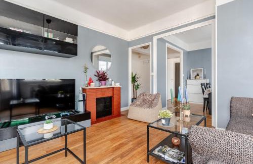 Saint-Jean Apartment | Relaxing Stay at Au CALME - 4-Star Comfort Awaits