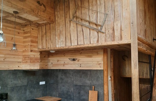 Chonville Apartment | Relaxing Retreat at L'appartement en Bois with Spa & Hot Tub