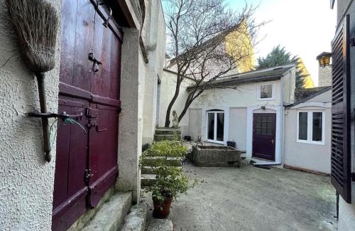 Accolay Apartment | Cozy Apartment in the Countryside - Family Friendly Stay