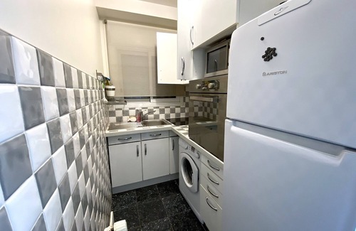 Quartier du Petit-Montrouge Apartment | Discover L'appartement D'alésia: Family-Friendly Getaway