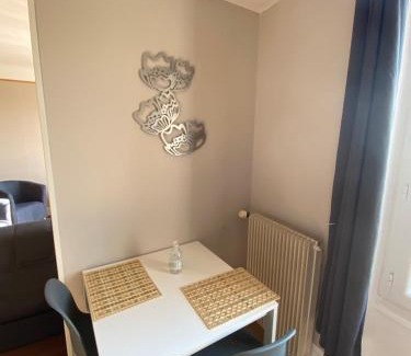 Seurre Apartment | Family-Focused Comfort at L’appartement de Rose