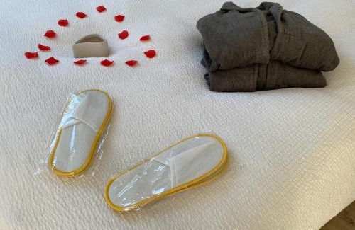 Etueffont Apartment | Indulge at L’appartement du Fayé with Private Hot Tub