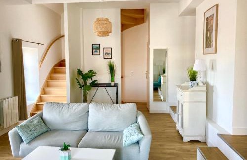 Le Croisic Apartment | Scenic Oceanfront Apartment with Stunning Port Views