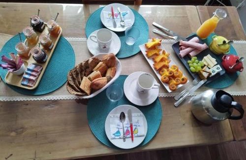Tressignaux Bed & Breakfast | Family-Friendly Stay at L'araukaria with Kitchen Amenities