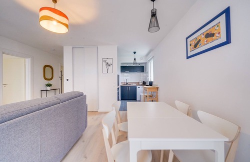 Merignac Apartment | Discover L'Arboresens: Apartment with Terrace & Parking