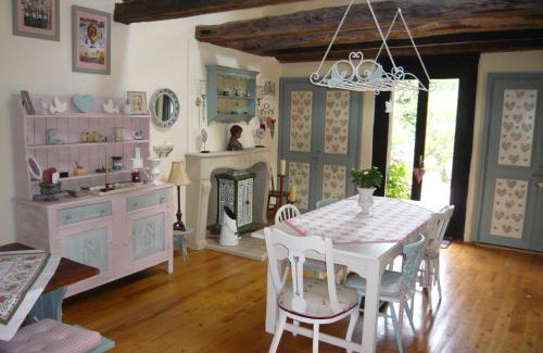 Montmorillon Bed & Breakfast | Oceanfront Getaway at L'Arbre D'Ange - Rated 9/10