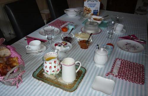 Montmorillon Bed & Breakfast | Oceanfront Getaway at L'Arbre D'Ange - Rated 9/10