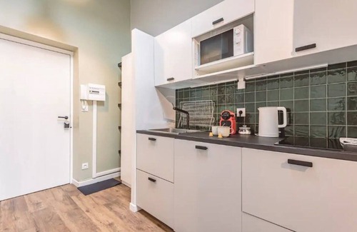 Courlancy Apartment | Stay at L'arc en ciel, Overlooking the Cathedral with Breakfast