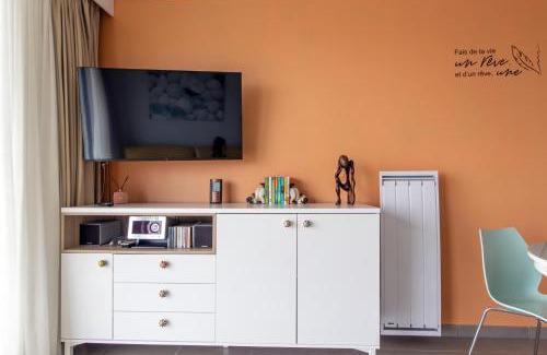 Bray-Dunes Apartment | Experience Oceanfront Bliss at L'arc en ciel - 9.5 Rated