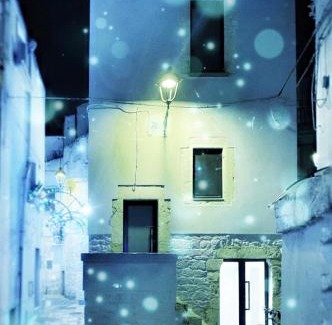 Casamassima Bed & Breakfast | Historic L'ArChasetta Apartments with Breakfast Included