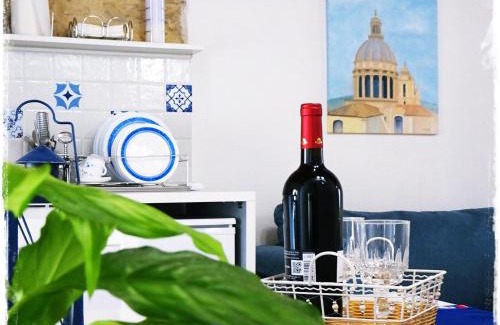Ragusa House | Budget-Friendly Stay at L'arco delle Commari with Kitchen