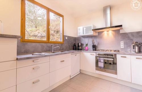 Brison-Saint-Innocent House | Relaxing Retreat at L'ARDUINA - Brison Saint Innocent