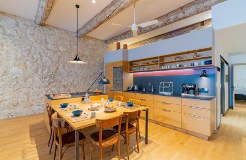 Opera Apartment | Elegant L'Arsenal Apartment with Ocean View on Vieux-Port