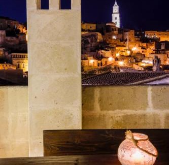 Sasso Caveoso House | Discover L'Artiere Dimore nei Sassi: 4-Star Pet-Friendly Retreat