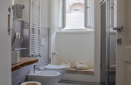 Sasso Caveoso House | Discover L' Artiere Dimore nei Sassi with Spa & Family Perks