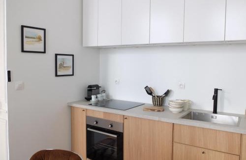 Bourgogne Apartment | Discover L'artiste: Family-Friendly Getaway with Top Reviews