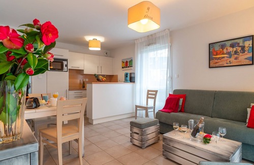 Benodet Apartment | Relax at L'Arvor with Pool, Sauna & Ocean Views