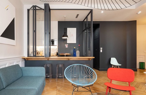 Les Cordeliers Apartment | Explore Comfort at L'atelier: Central Apartment for 5