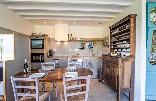 Locquirec House | L'Atelier by Interhome